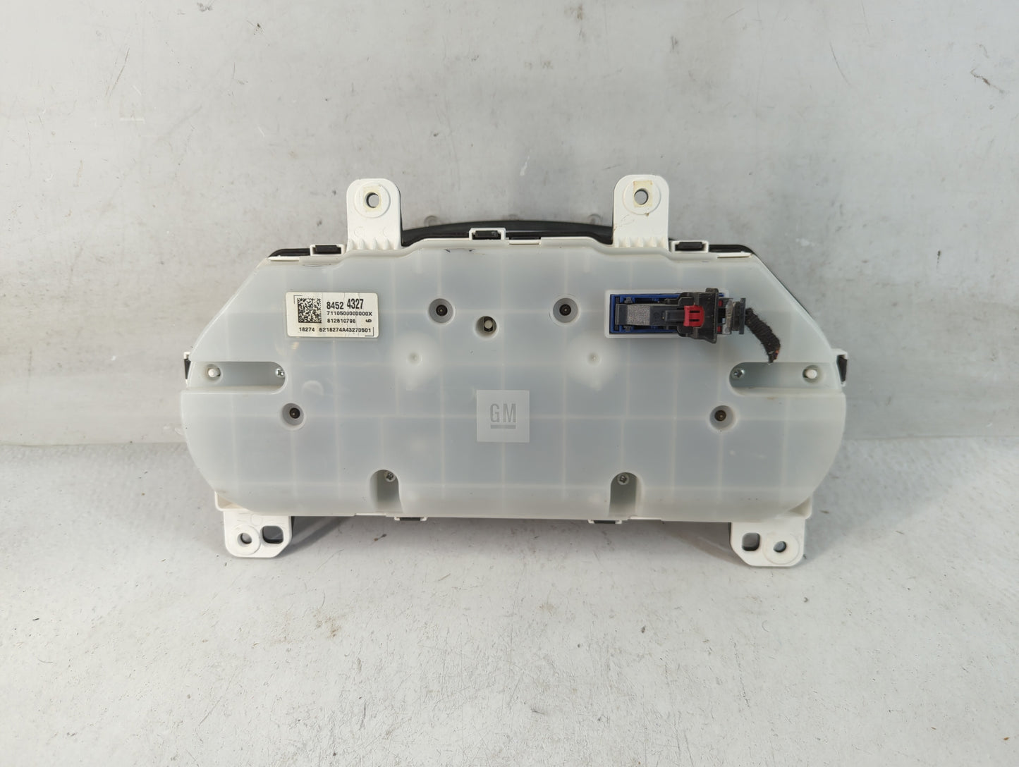 2019 Chevrolet Malibu Instrument Cluster Speedometer Gauges P/N:84524327 Fits OEM Used Auto Parts - Oemusedautoparts1.com