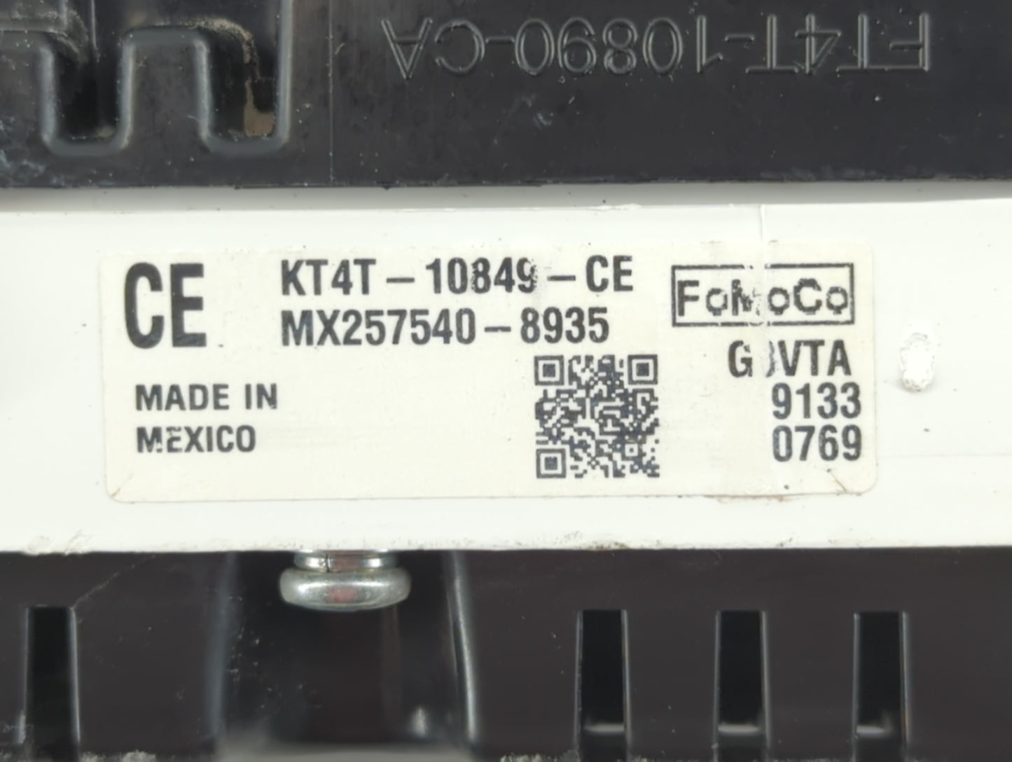 2019-2020 Ford Edge Instrument Cluster Speedometer Gauges P/N:KT4T-10849-CE Fits Fits 2019 2020 OEM Used Auto Parts - Oemusedautoparts1.com