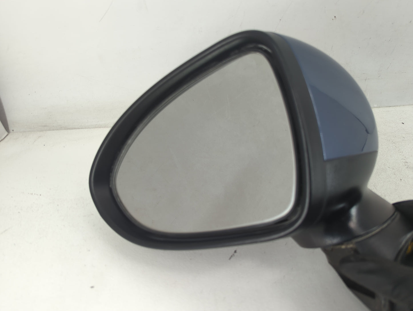 2012-2017 Kia Rio Sun Visor Shade Replacement Driver Left Mirror Fits Fits 2012 2013 2014 2015 2016 2017 OEM Used Auto Parts - Oemusedautoparts1.com