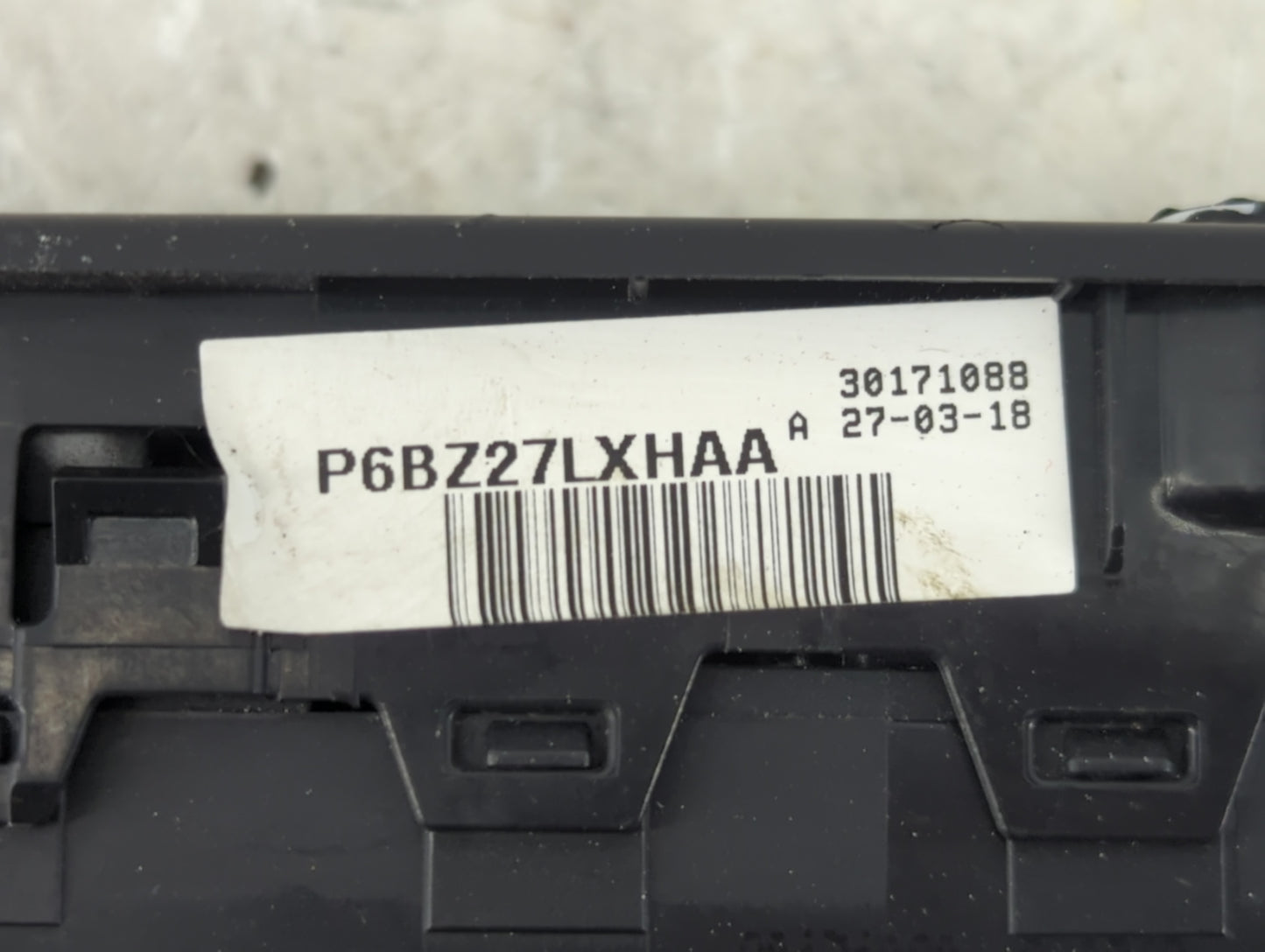 2018 Jeep Compass Master Power Window Switch Replacement Driver Side Left P/N:P6BZ27LXHAA Fits OEM Used Auto Parts - Oemusedautoparts1.com