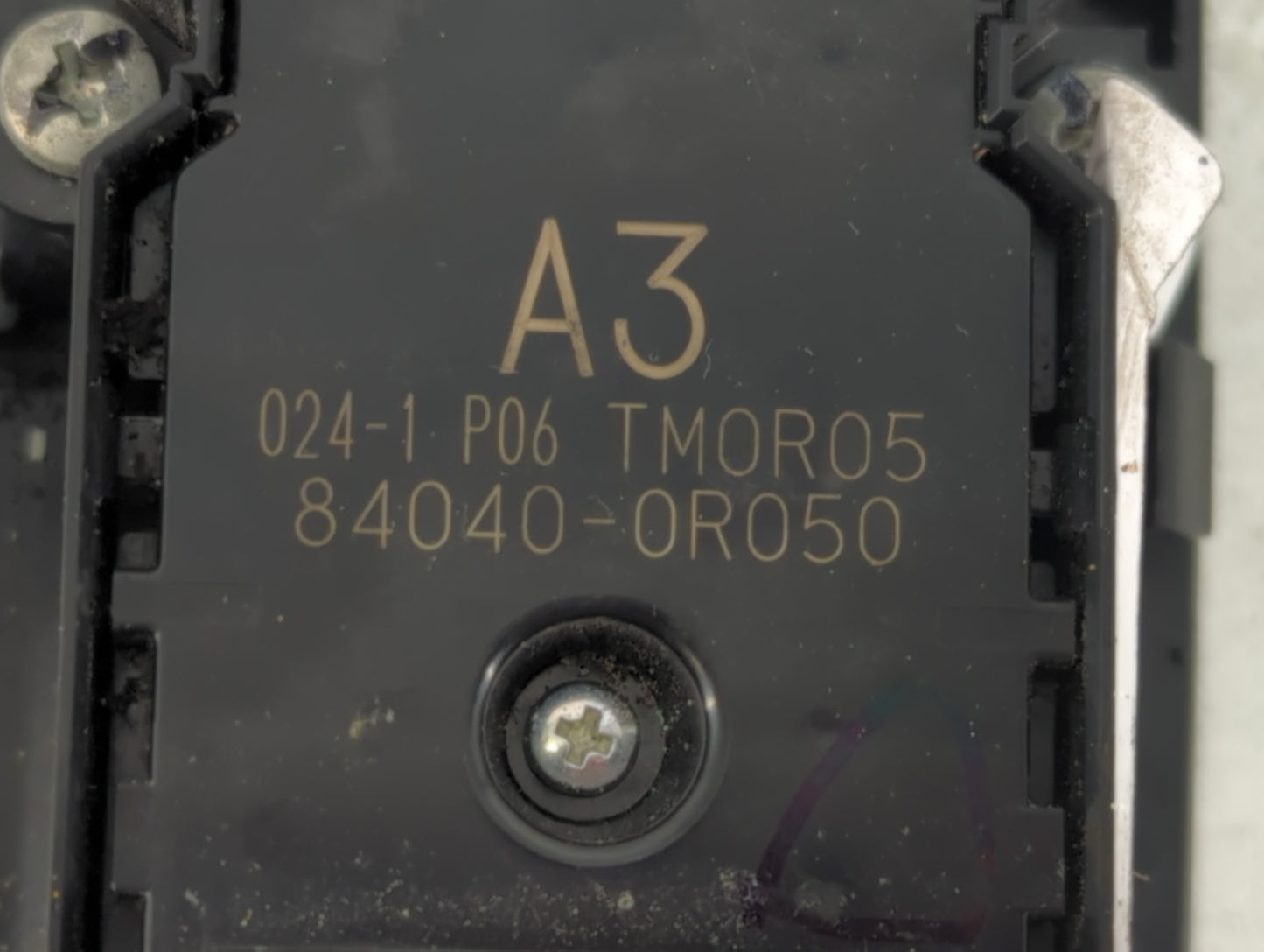 2019-2022 Toyota Rav4 Master Power Window Switch Replacement Driver Side Left P/N:84040-0R050 Fits Fits 2019 2020 2021 2022 OEM Used Auto Parts - Oemusedautoparts1.com
