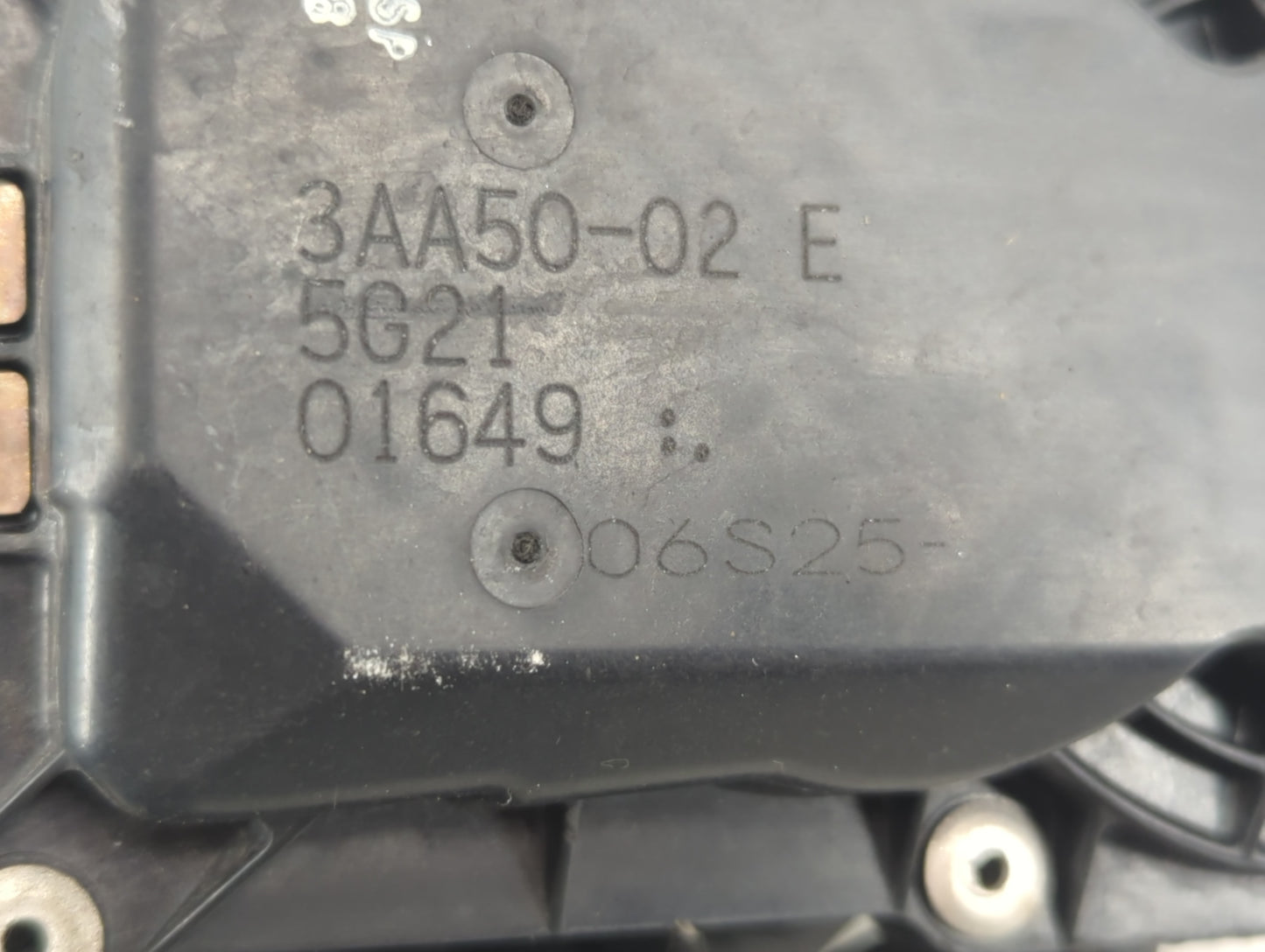 2012-2019 Nissan Versa Throttle Body P/N:5G2101649 3AA50-02 E Fits Fits 2012 2013 2014 2015 2016 2017 2018 2019 OEM Used Auto Parts - Oemusedautoparts1.com