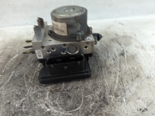 2012 Nissan Juke Owners Manual Book Guide OEM Used Auto Parts