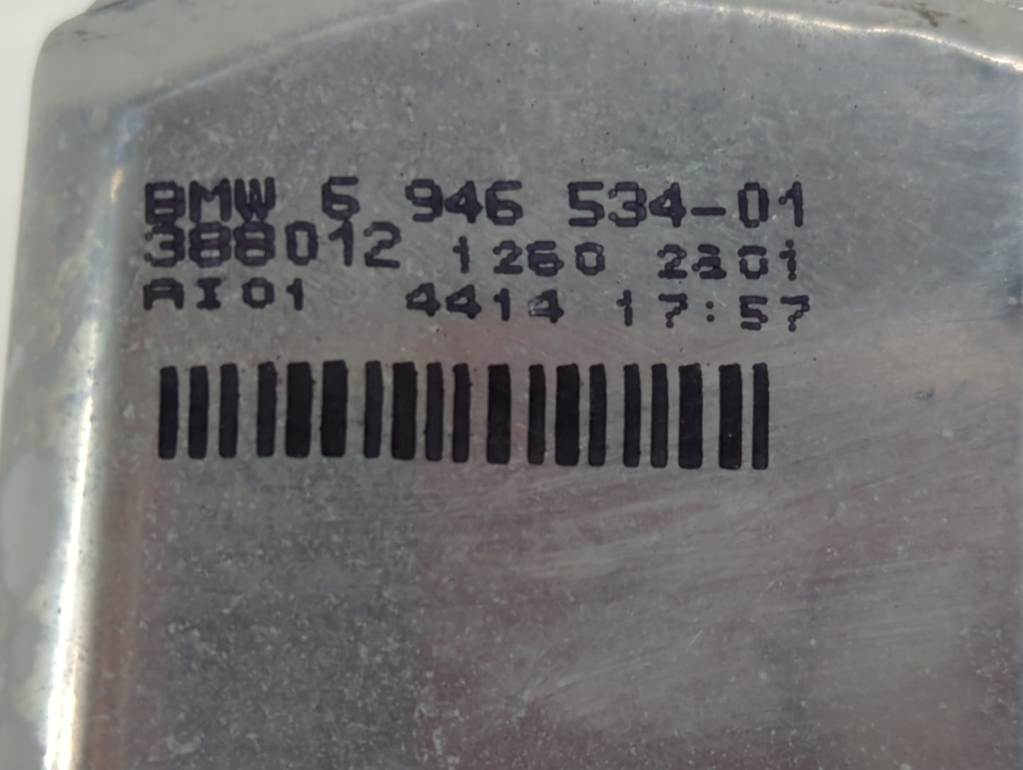 2005 Bmw 330i Tail Light Assembly Passenger Right OEM P/N:BMW 6 946 534-01 AI01 4414 17:57 Fits OEM Used Auto Parts - Oemusedautoparts1.com