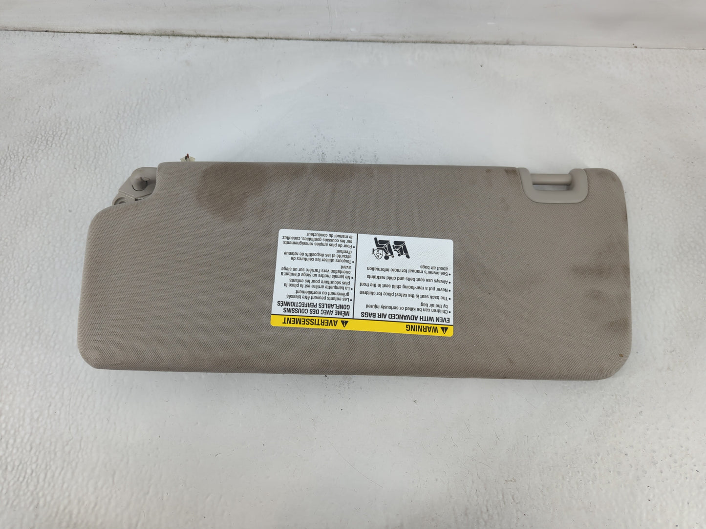 2023 Nissan Titan Sun Visor Shade Replacement Passenger Right Mirror Fits OEM Used Auto Parts - Oemusedautoparts1.com