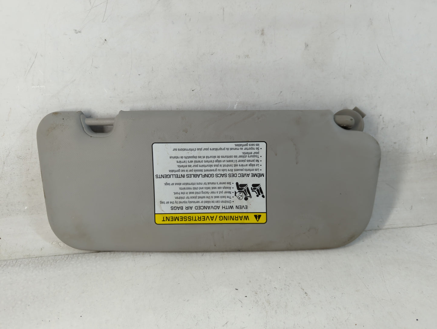 2018-2020 Kia Rio Sun Visor Shade Replacement Passenger Right Mirror Fits Fits 2018 2019 2020 2021 2022 OEM Used Auto Parts - Oemusedautoparts1.com