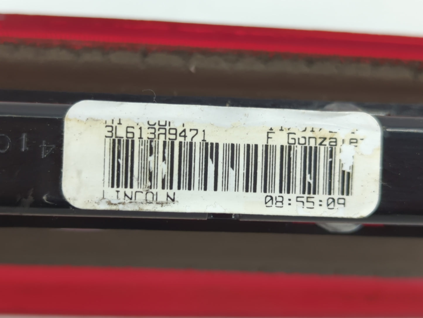 2003 Lincoln Navigator Third Brake Light Tail Light P/N:3L613A9471 Fits OEM Used Auto Parts - Oemusedautoparts1.com