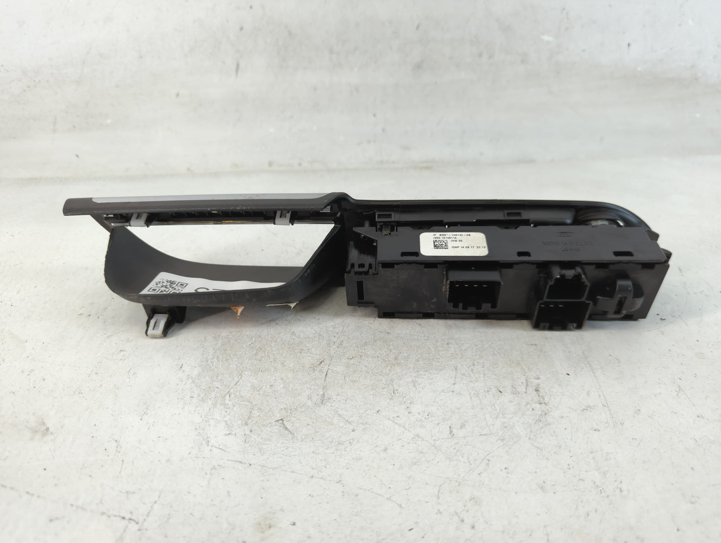 2013-2019 Ford Escape Master Power Window Switch Replacement Driver Side Left P/N:BM5T-14A132-AB Fits OEM Used Auto Parts - Oemusedautoparts1.com