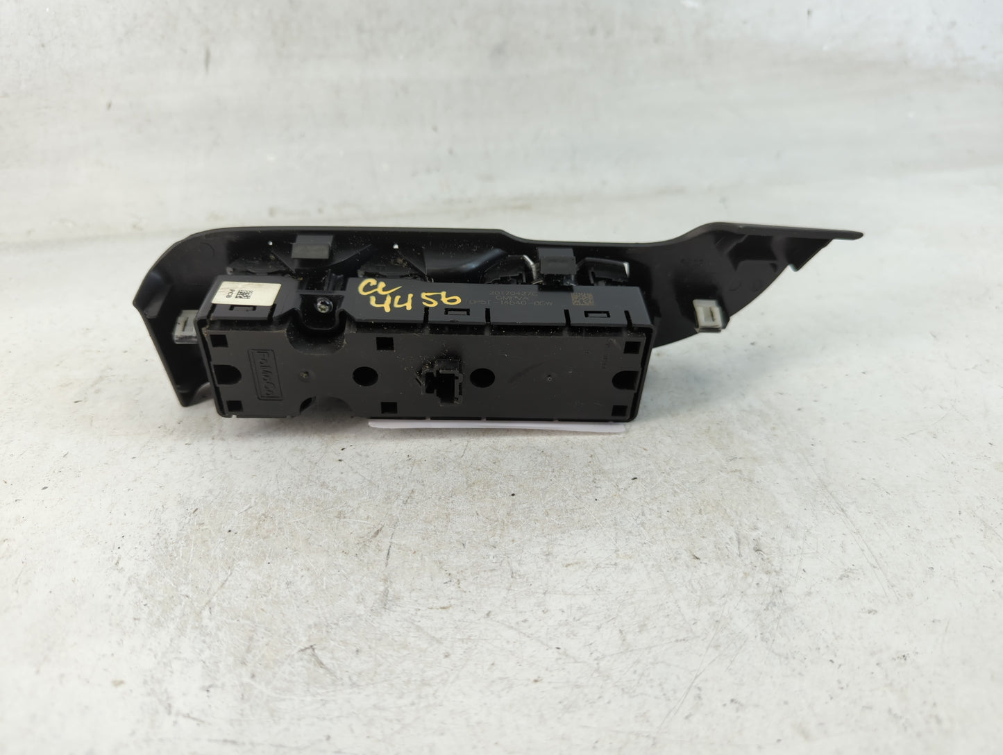 2015-2019 Lincoln Mkc Master Power Window Switch Replacement Driver Side Left P/N:DP5T-14540-BCW Fits OEM Used Auto Parts - Oemusedautoparts1.com