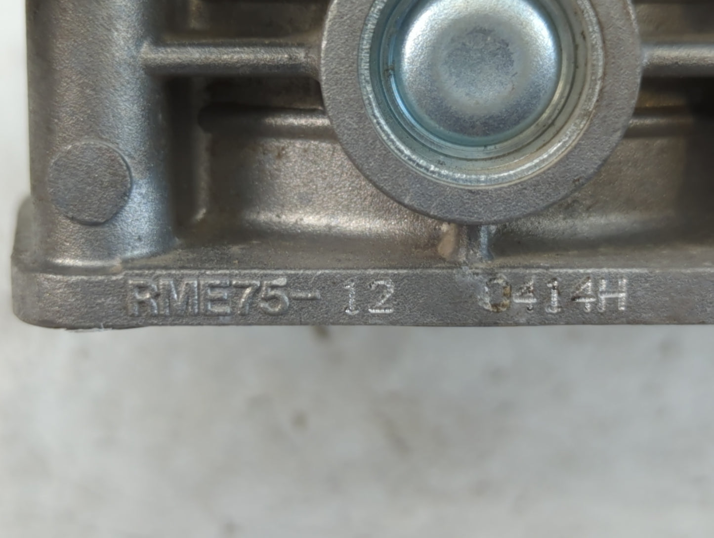 2009-2014 Nissan Maxima Throttle Body P/N:RME75-12 Fits Fits 2009 2010 2011 2012 2013 2014 OEM Used Auto Parts - Oemusedautoparts1.com