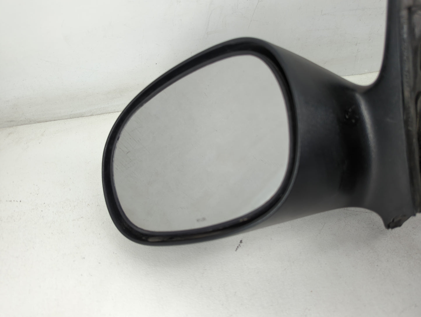 2001-2006 Dodge Stratus Side Mirror Replacement Driver Left View Door Mirror P/N:6050537 Fits Fits 2001 2002 2003 2004 2005 2006 OEM Used Auto Parts - Oemusedautoparts1.com