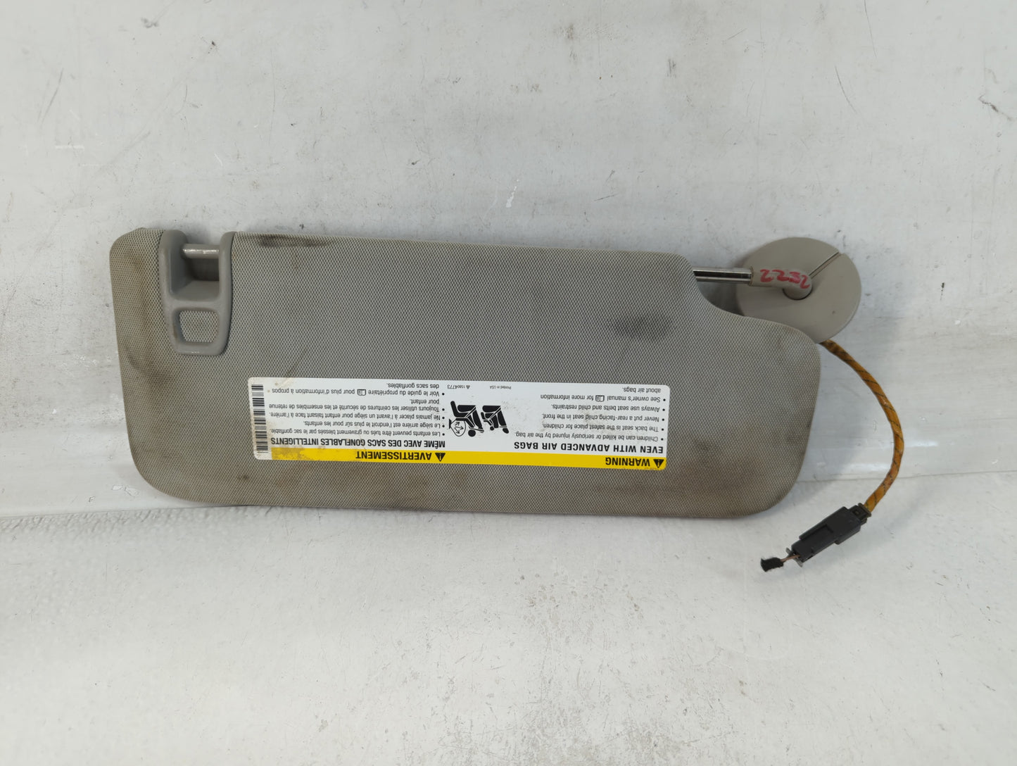 2013-2016 Chevrolet Malibu Sun Visor Shade Replacement Driver Left Mirror Fits Fits 2013 2014 2015 2016 OEM Used Auto Parts - Oemusedautoparts1.com