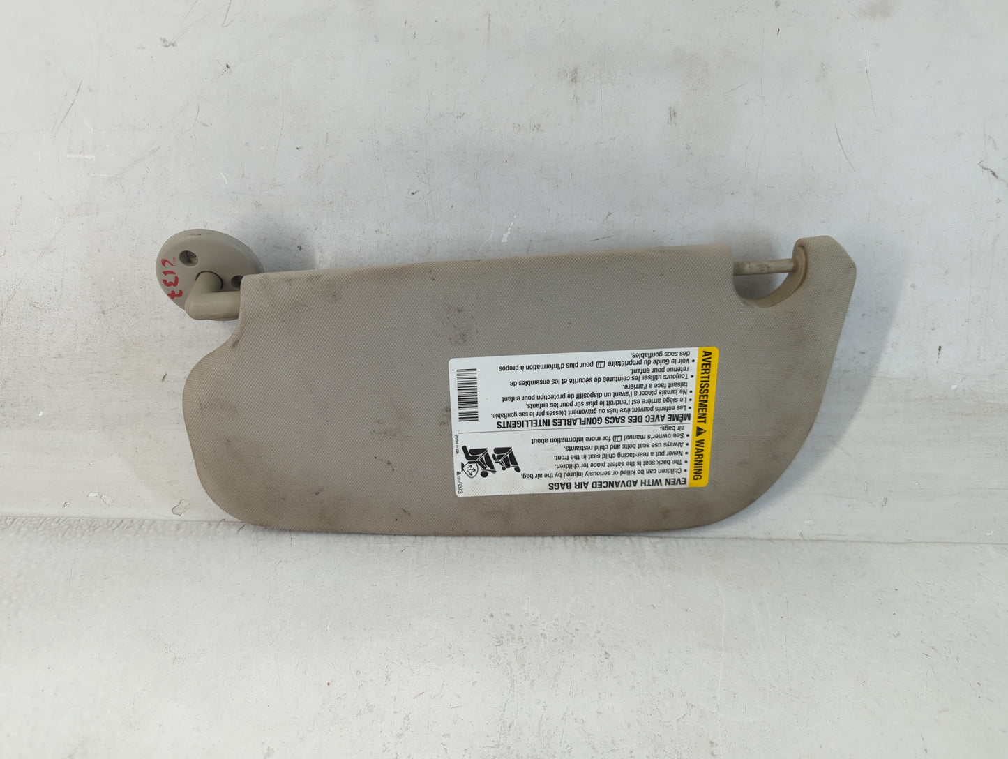 2005-2010 Chevrolet Cobalt Sun Visor Shade Replacement Passenger Right Mirror Fits Fits 2005 2006 2007 2008 2009 2010 OEM Used Auto Parts - Oemusedautoparts1.com