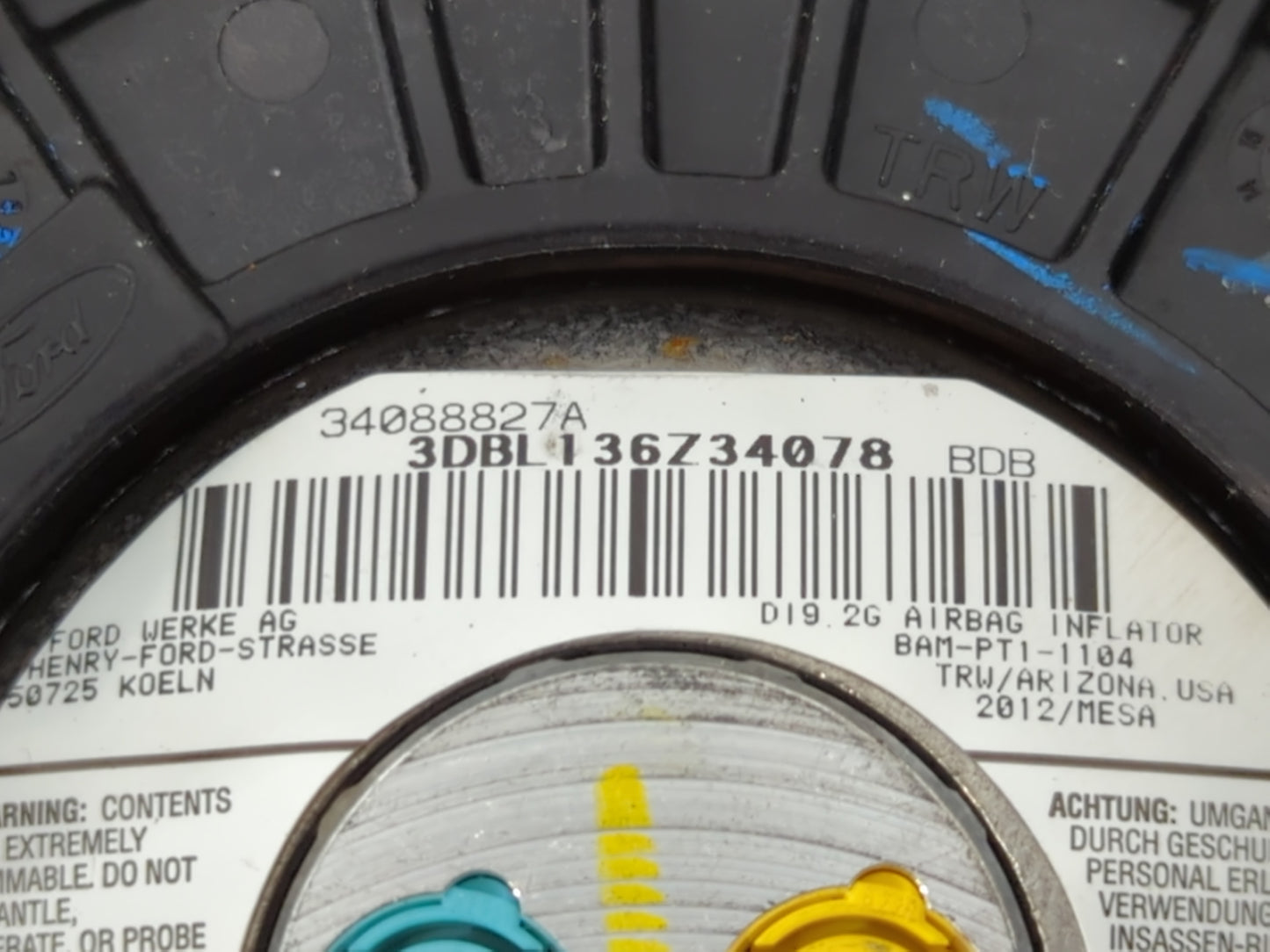 2013-2014 Ford Escape Air Bag Driver Left Steering Wheel Mounted P/N:34088827A Fits Fits 2013 2014 OEM Used Auto Parts - Oemusedautoparts1.com