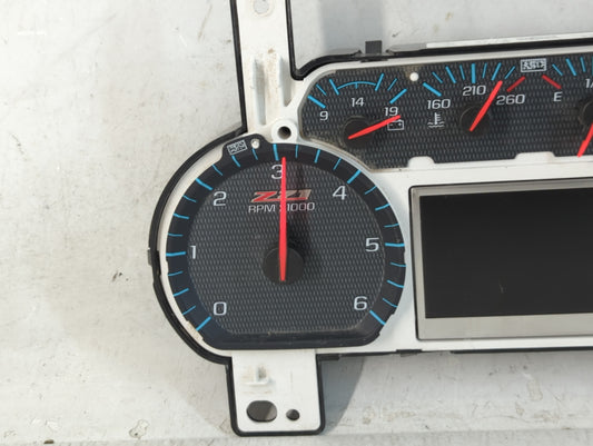 2018-2019 Chevrolet Silverado 1500 Instrument Cluster Speedometer Gauges P/N:84390804 Fits Fits 2018 2019 2020 OEM Used Auto Parts