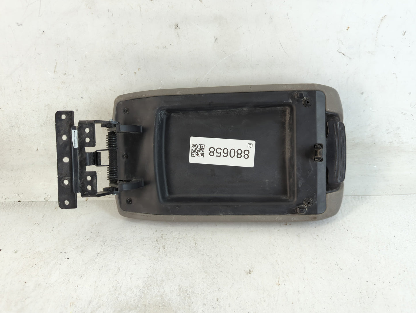 2014-2017 Hyundai Elantra Center Console Armrest Cover Lid Fits Fits 2014 2015 2016 2017 OEM Used Auto Parts - Oemusedautoparts1.com