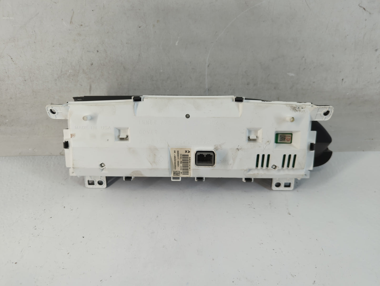 2012-2015 Honda Civic Instrument Cluster Speedometer Gauges P/N:78100-TR0-A132-M1 Fits Fits 2012 2013 2014 2015 OEM Used Auto Parts