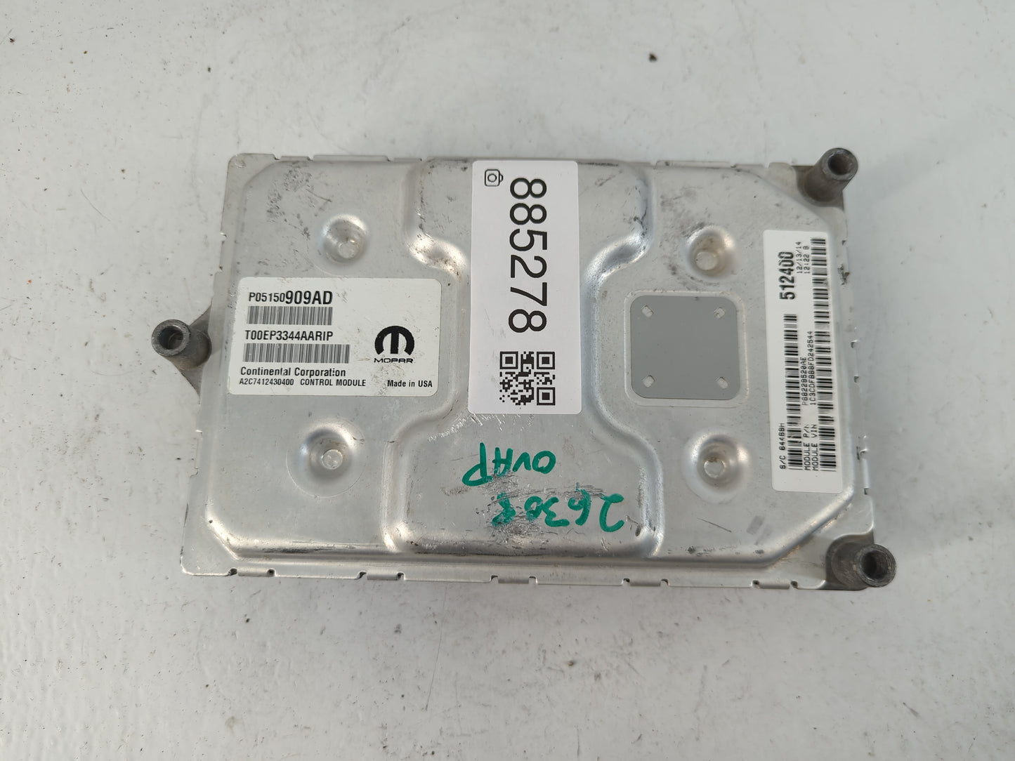 2001-2002 Ford Focus PCM Engine Control Computer ECU ECM PCU OEM P/N:P68229520AE P05150909AD Fits Fits 2001 2002 OEM Used Auto Parts - Oemusedautoparts1.com