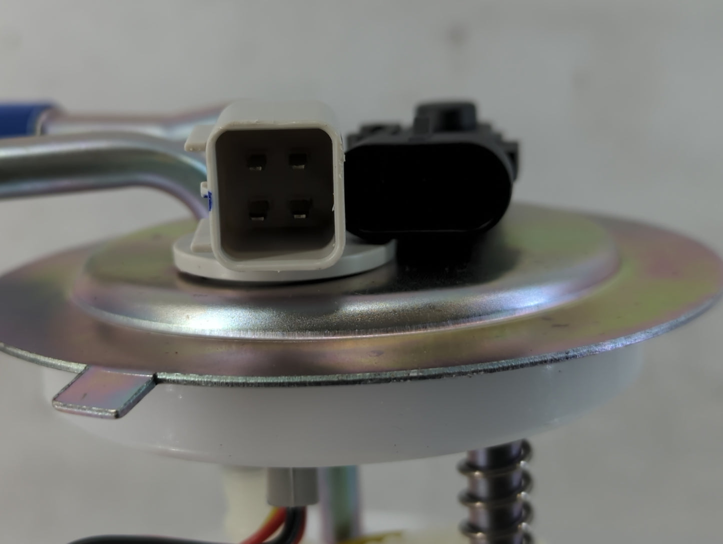 2000-2003 Chevrolet Tahoe Electrical Gas Fuel Pump Assembly