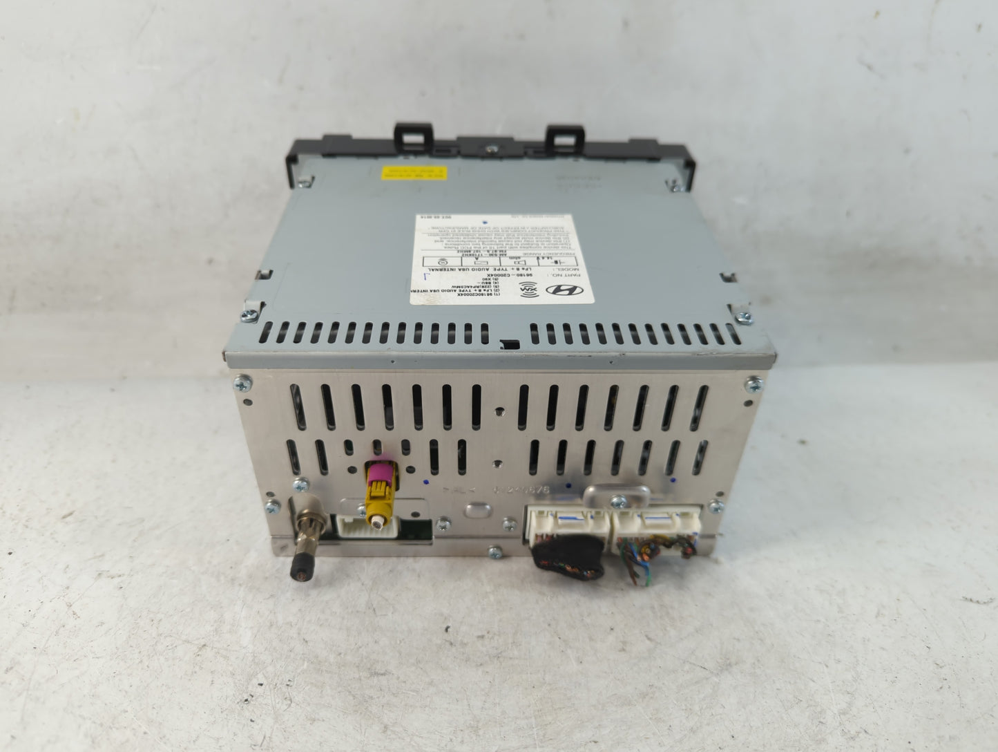 2015-2017 Hyundai Sonata Radio AM FM Cd Player Receiver Replacement P/N:96180-C20004X Fits Fits 2015 2016 2017 OEM Used Auto Parts - Oemusedautoparts1.com