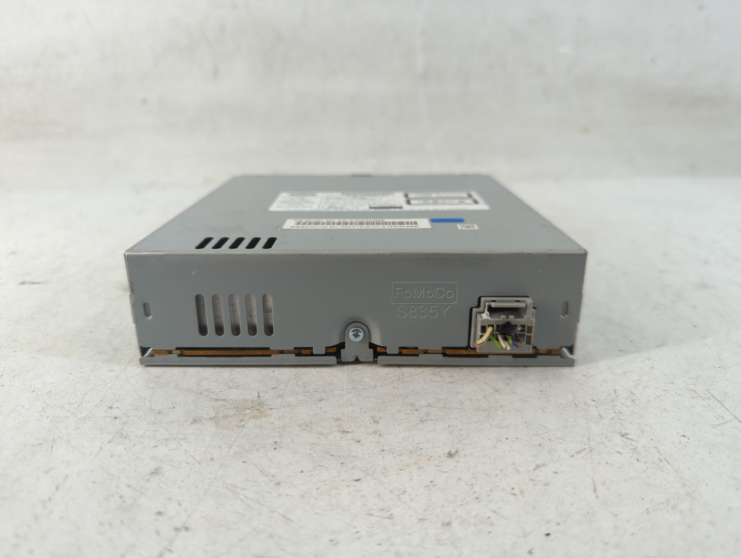 2017 Lincoln Mkz Radio AM FM Cd Player Receiver Replacement P/N:HP5T-18C830-AC Fits OEM Used Auto Parts - Oemusedautoparts1.com