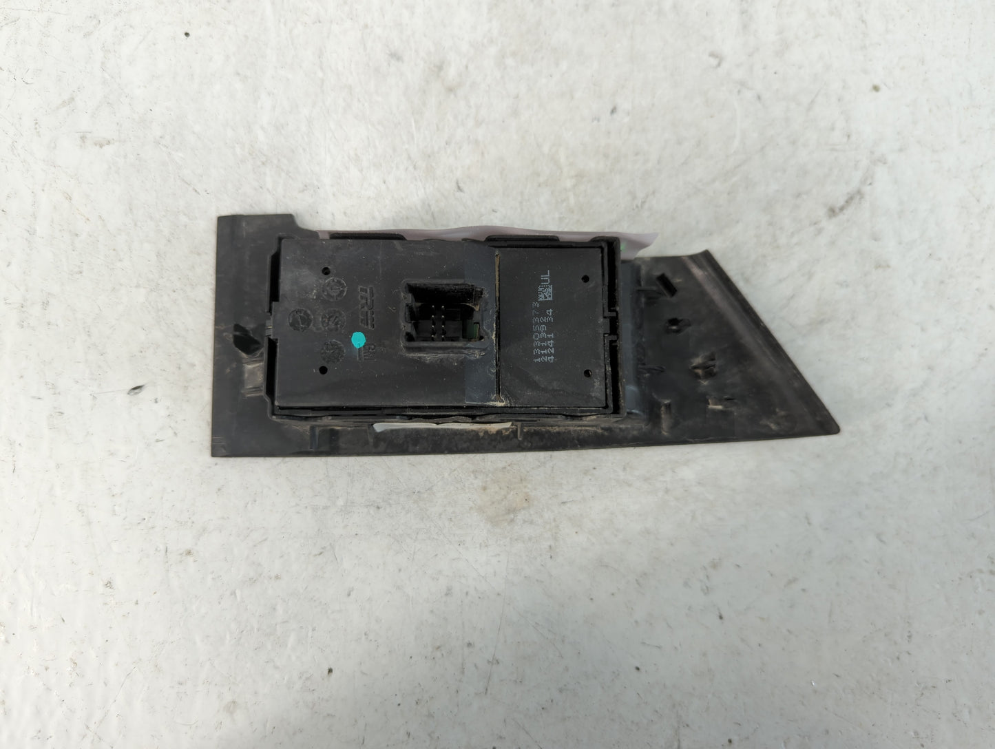 2015-2017 Buick Verano Master Power Window Switch Replacement Driver Side Left P/N:23465329 Fits Fits 2015 2016 2017 OEM Used Auto Parts - Oemusedautoparts1.com