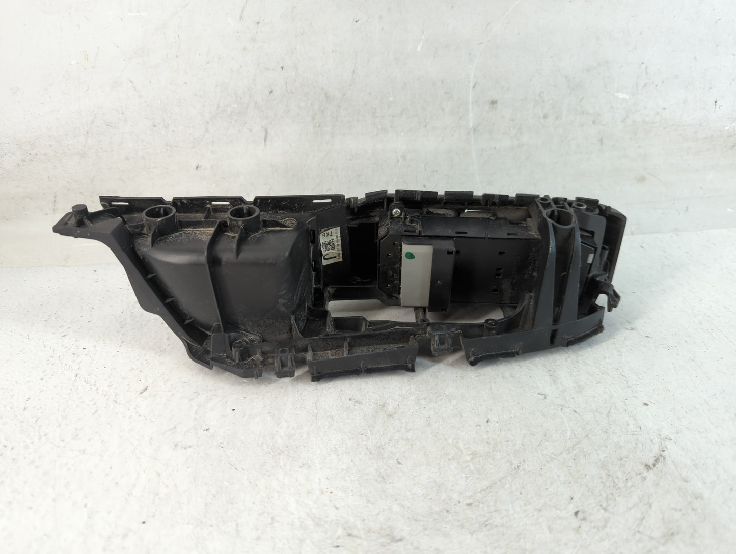 2009-2014 Honda Fit Master Power Window Switch Replacement Driver Side Left P/N:0010-08 03L Fits OEM Used Auto Parts