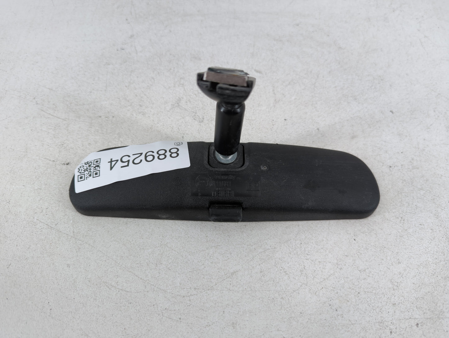 2014-2022 Nissan Rogue Interior Rear View Mirror Replacement OEM P/N:E8011681 Fits OEM Used Auto Parts - Oemusedautoparts1.com