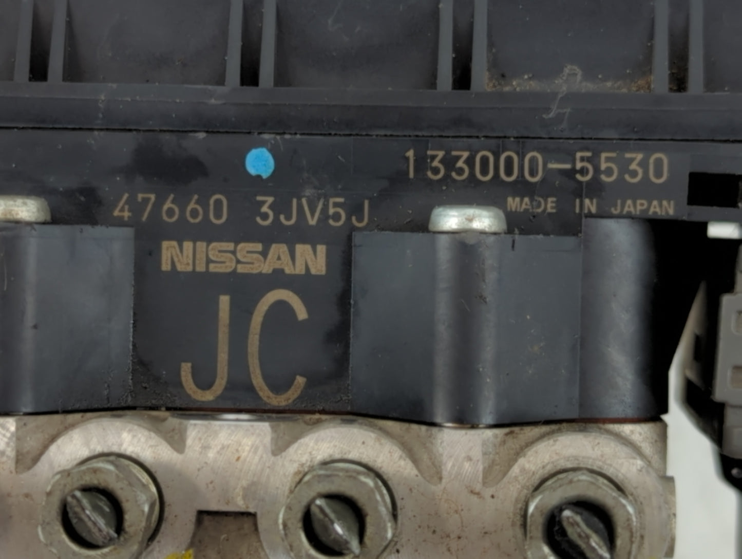 2014-2015 Nissan Pathfinder ABS Pump Control Module Replacement P/N:133000-5530 47660 3JV5J Fits Fits 2014 2015 OEM Used Auto Parts