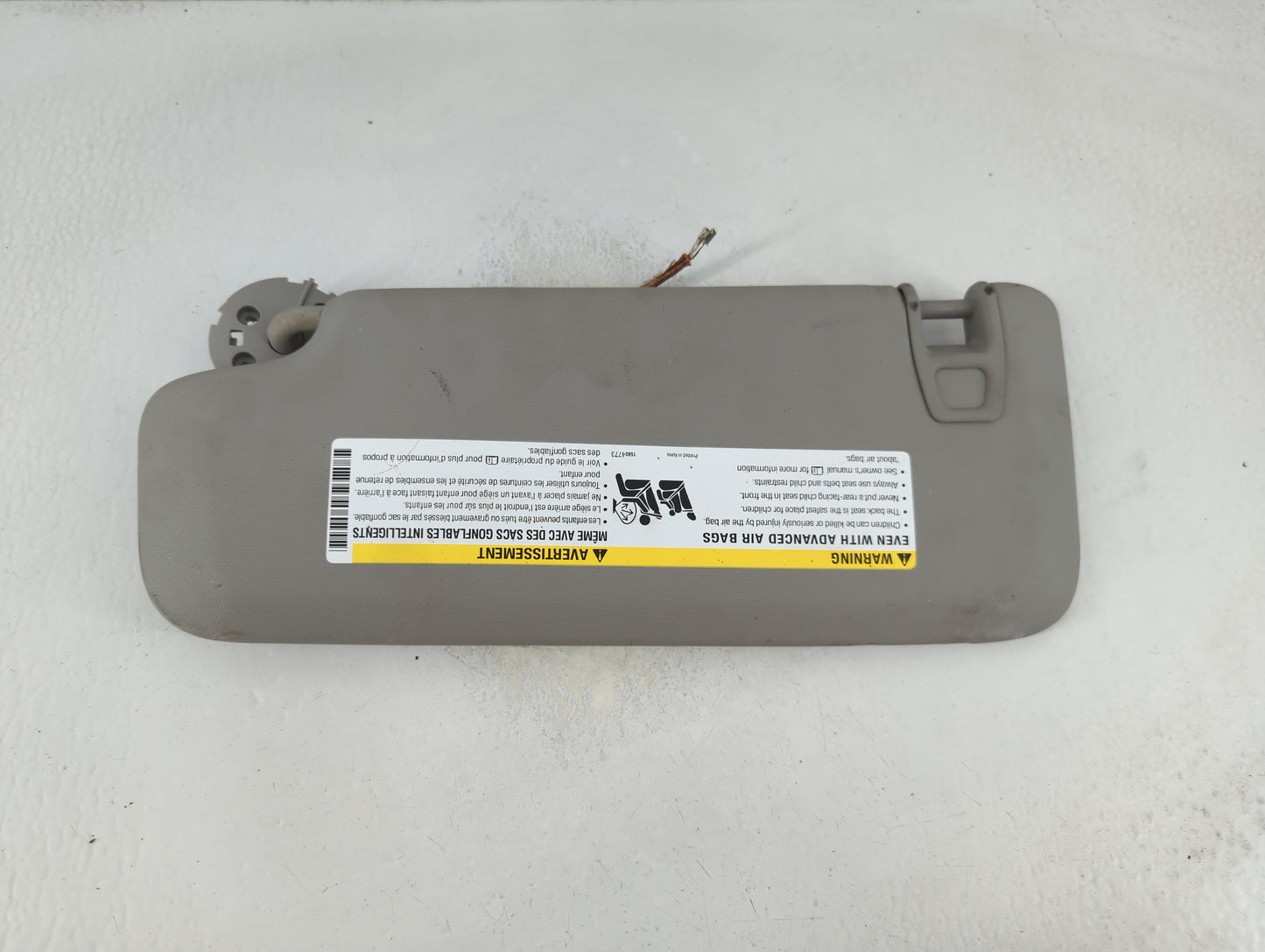 2014 Chevrolet Cruze Sun Visor Shade Replacement Passenger Right Mirror Fits OEM Used Auto Parts