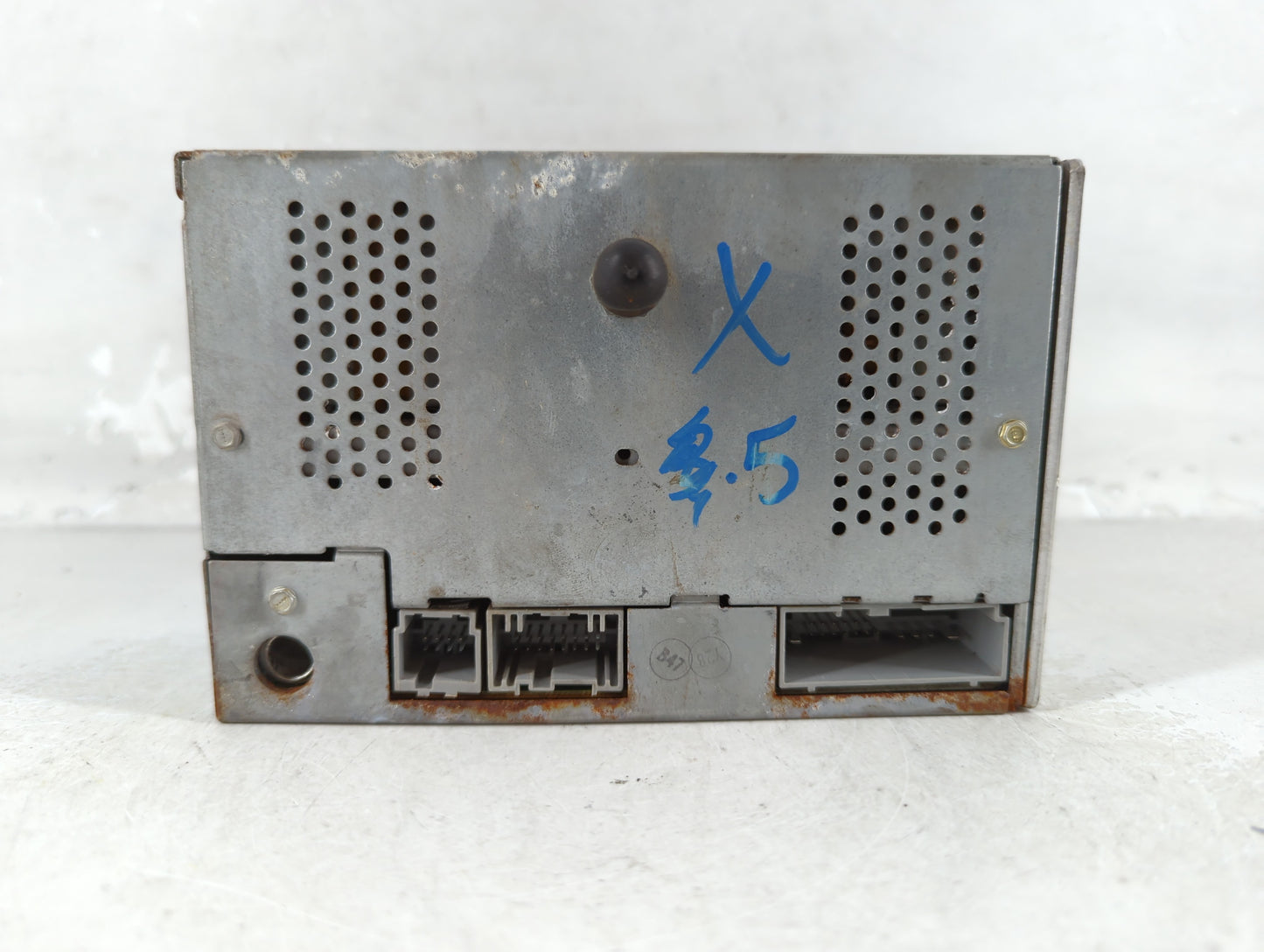 2006 Ford Mustang Radio AM FM Cd Player Receiver Replacement Fits OEM Used Auto Parts