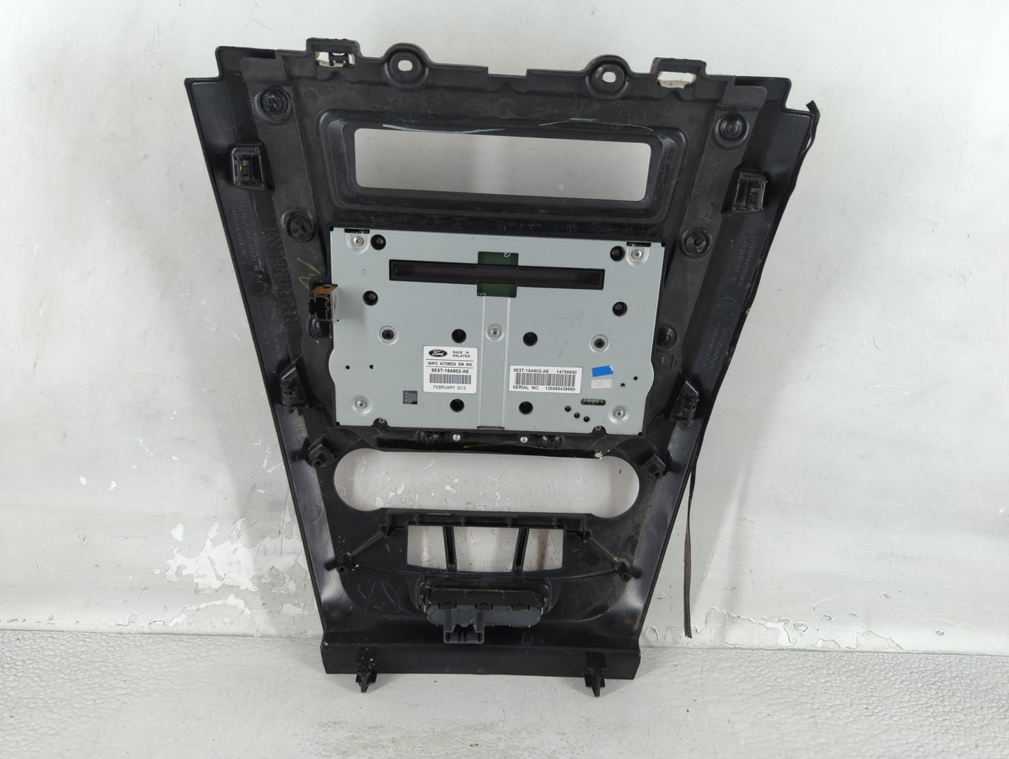 2012 Ford Fusion Climate Control Module Temperature AC/Heater Replacement P/N:9E5T-18A802-AE Fits OEM Used Auto Parts - Oemusedautoparts1.com