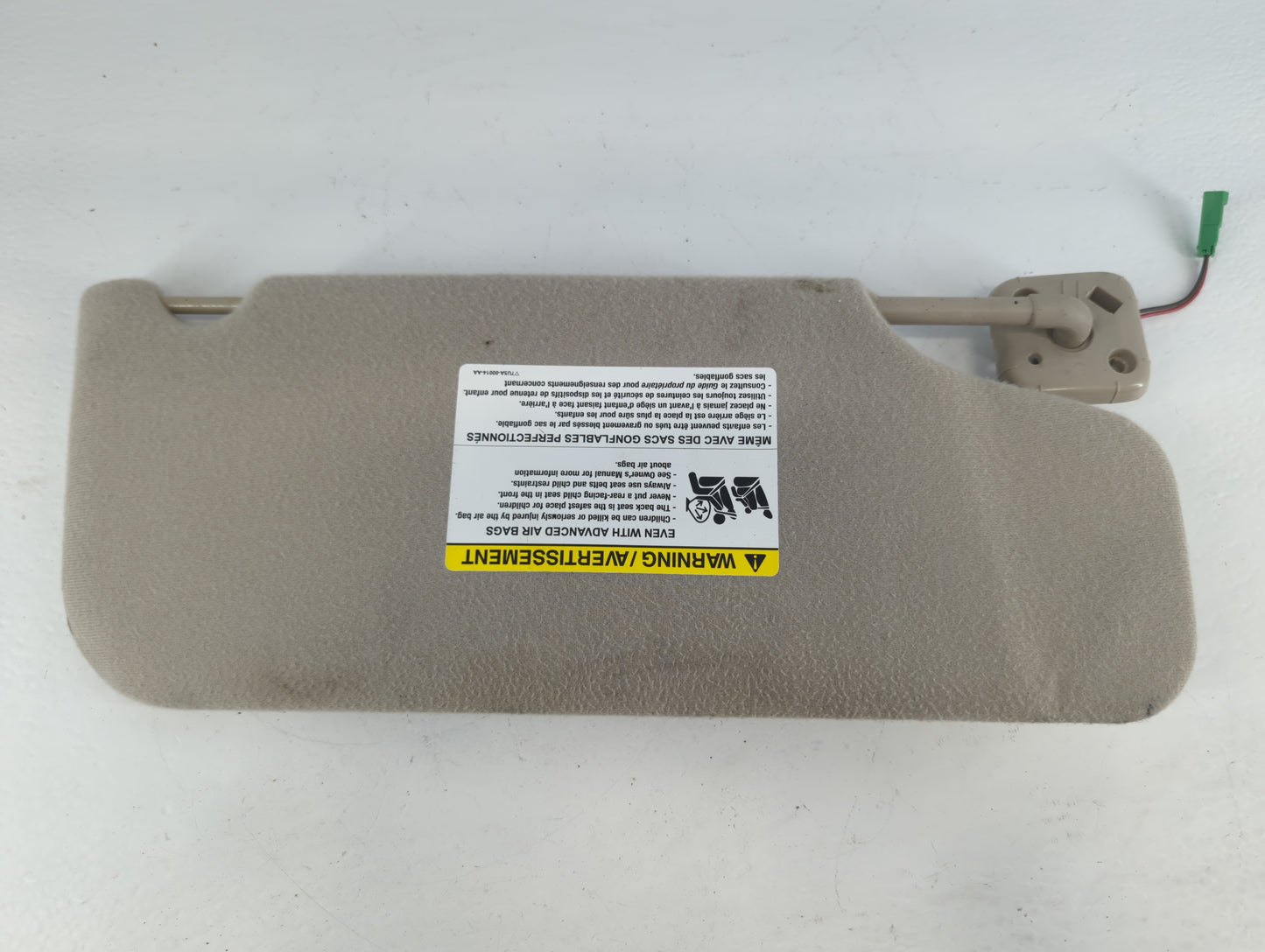 2010-2011 Ford Taurus Sun Visor Shade Replacement Driver Left Mirror Fits Fits 2010 2011 OEM Used Auto Parts