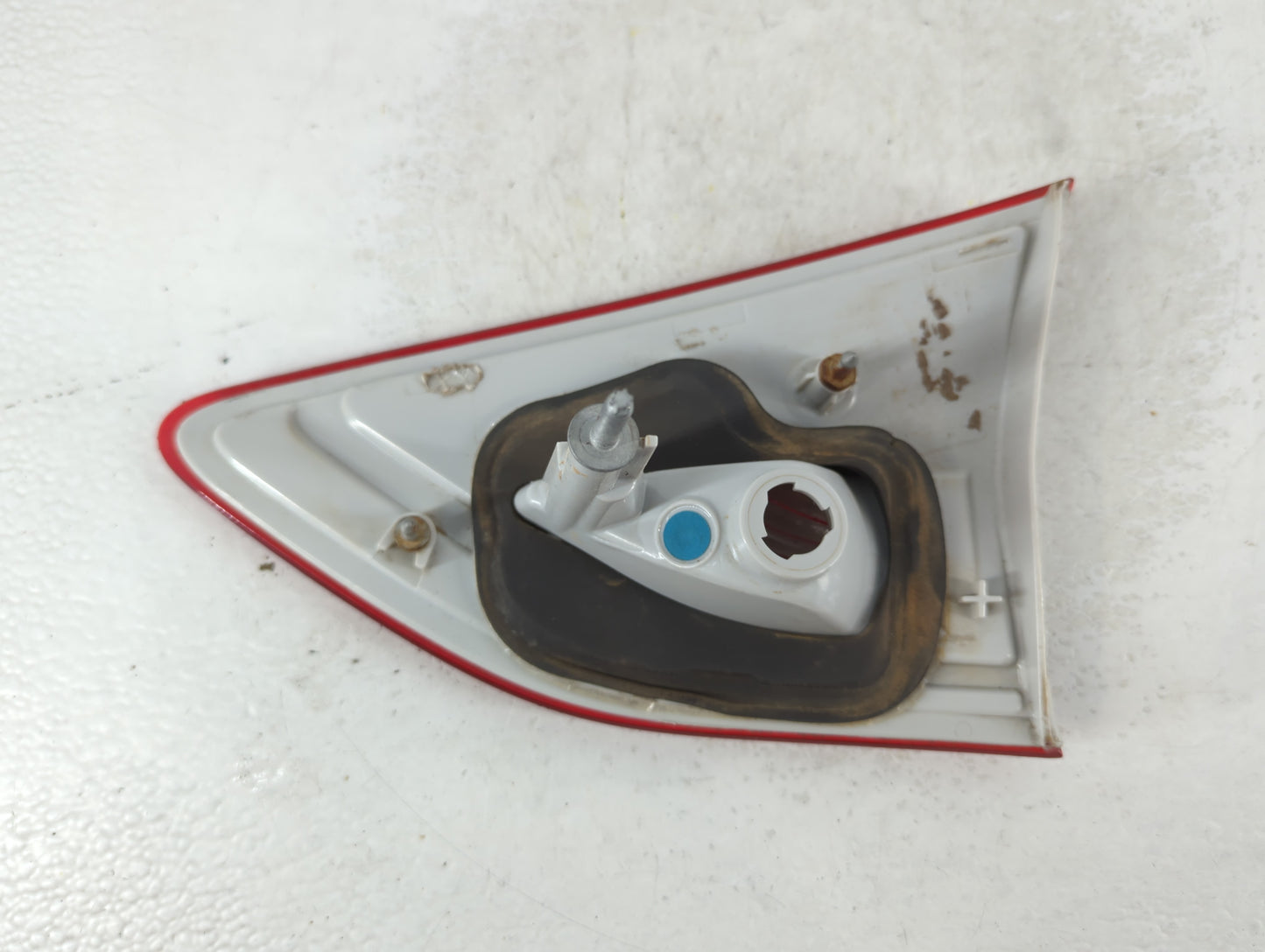 2013-2016 Ford Escape Tail Light Assembly Driver Left OEM P/N:CJ54-13A603-A Fits Fits 2013 2014 2015 2016 OEM Used Auto Parts - Oemusedautoparts1.com