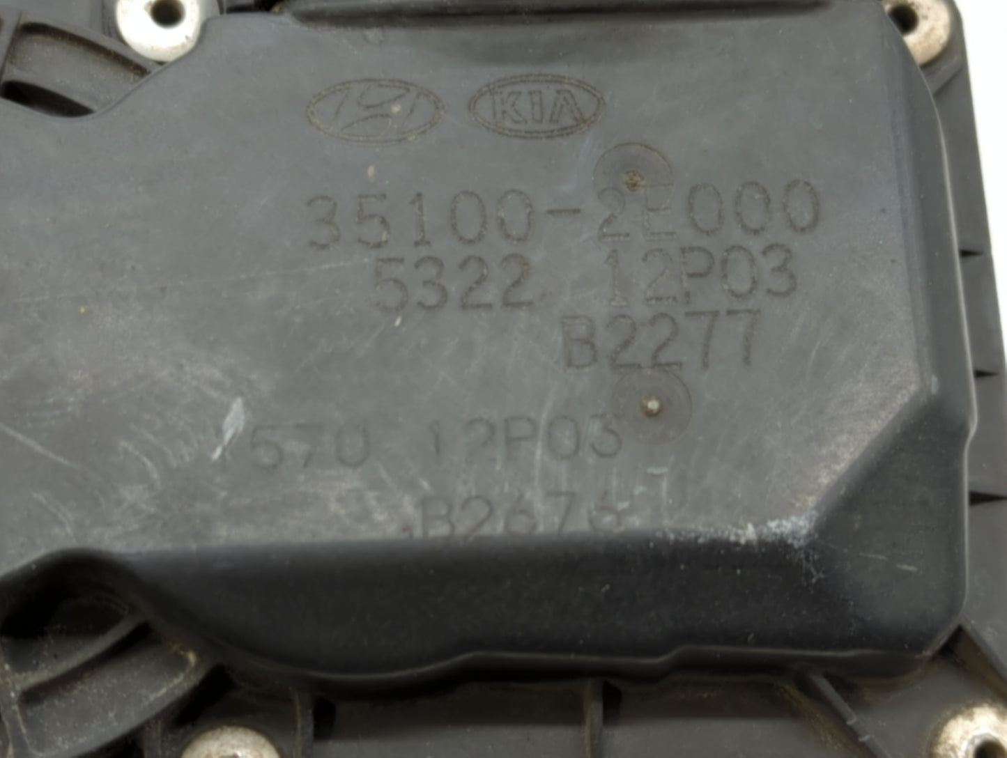 2011-2018 Hyundai Elantra Throttle Body P/N:35100-2E000 1302150124 Fits 2011 2012 2013 2014 2015 2016 2017 2018 2019 OEM Used Auto Parts - Oemusedautoparts1.com