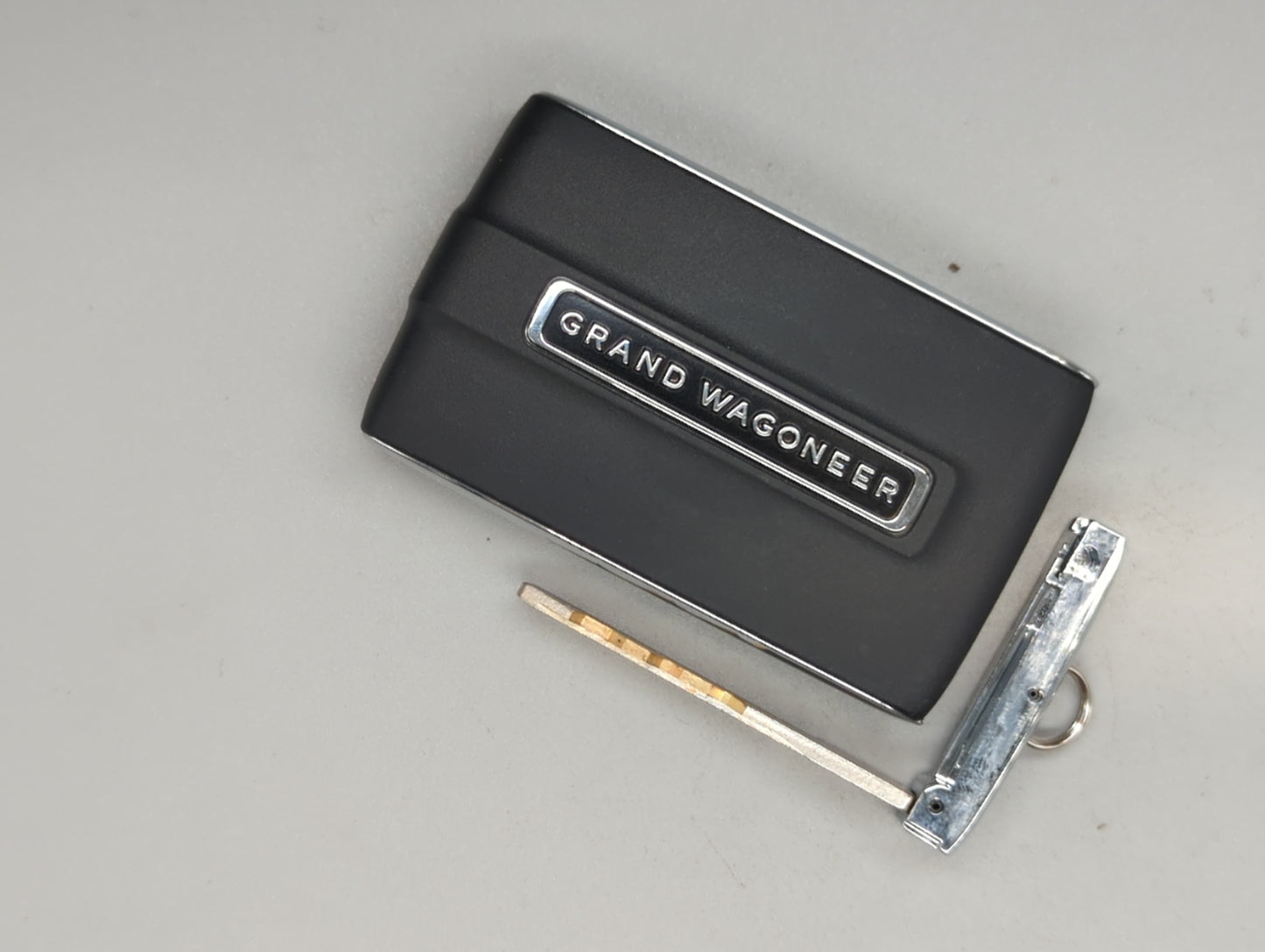 Jeep Grand Wagoneer Keyless Entry Remote Fob M3NWXFOB1 68516738AA 6 buttons - Oemusedautoparts1.com