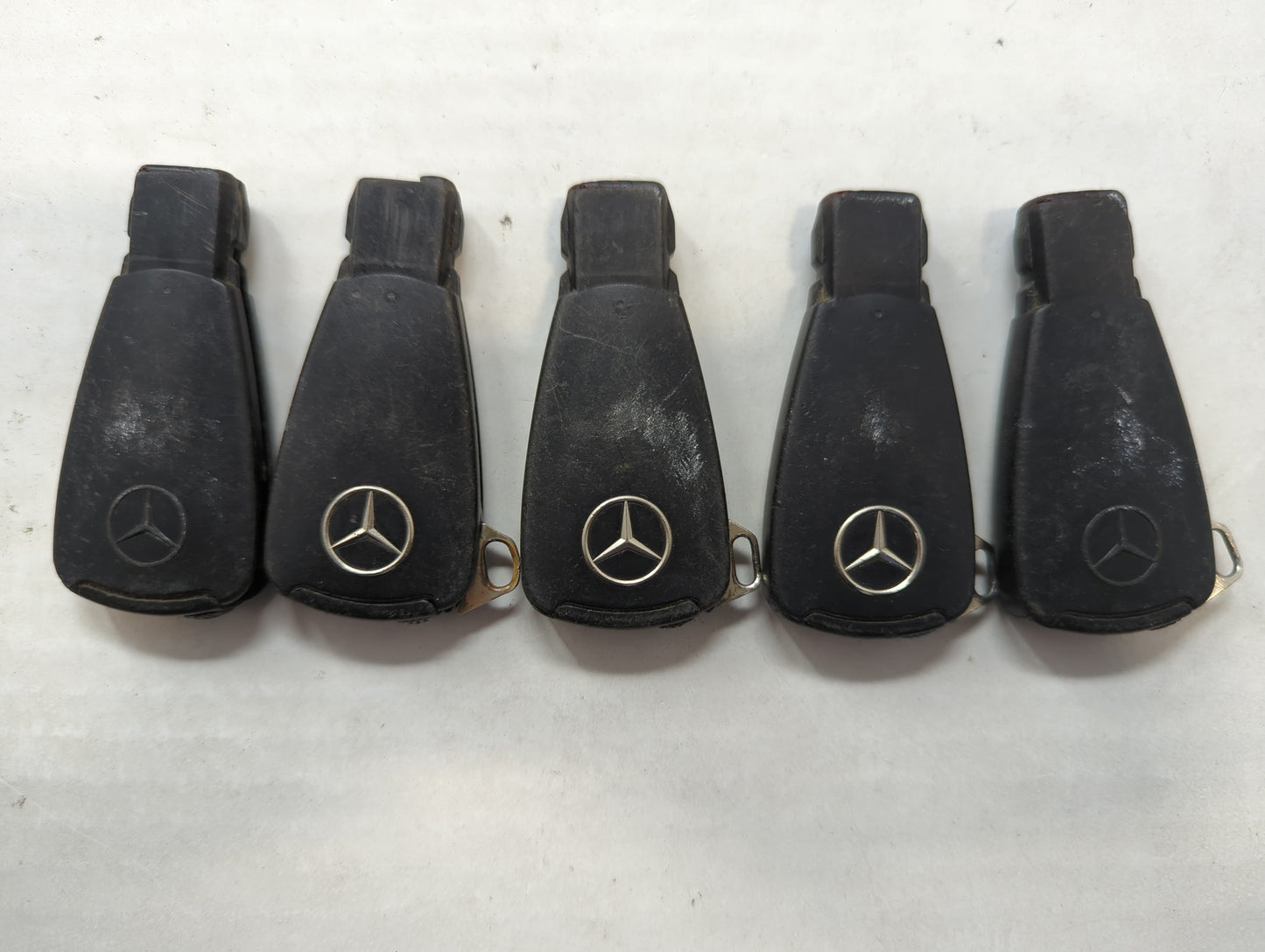 Lot of 5 Mercedes-Benz Keyless Entry Remote Fob MIXED FCC IDS MIXED PART - Oemusedautoparts1.com