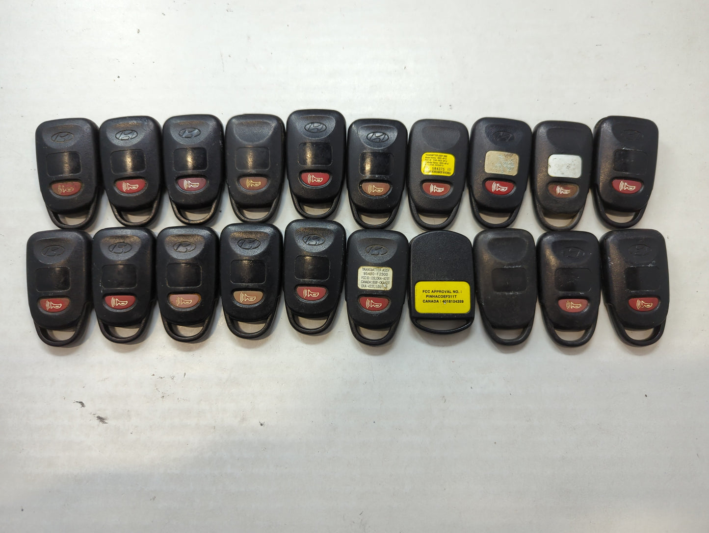 Lot of 20 Hyundai Keyless Entry Remote Fob MIXED FCC IDS MIXED PART - Oemusedautoparts1.com