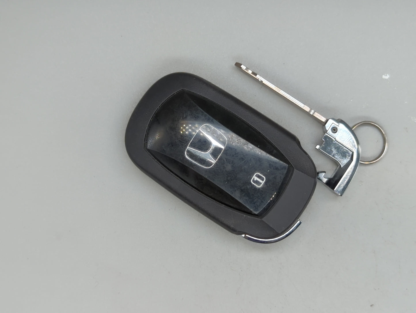 Honda Cr-V Keyless Entry Remote Fob KR5TP-4 driver1 72147-T90-A21 5 buttons - Oemusedautoparts1.com