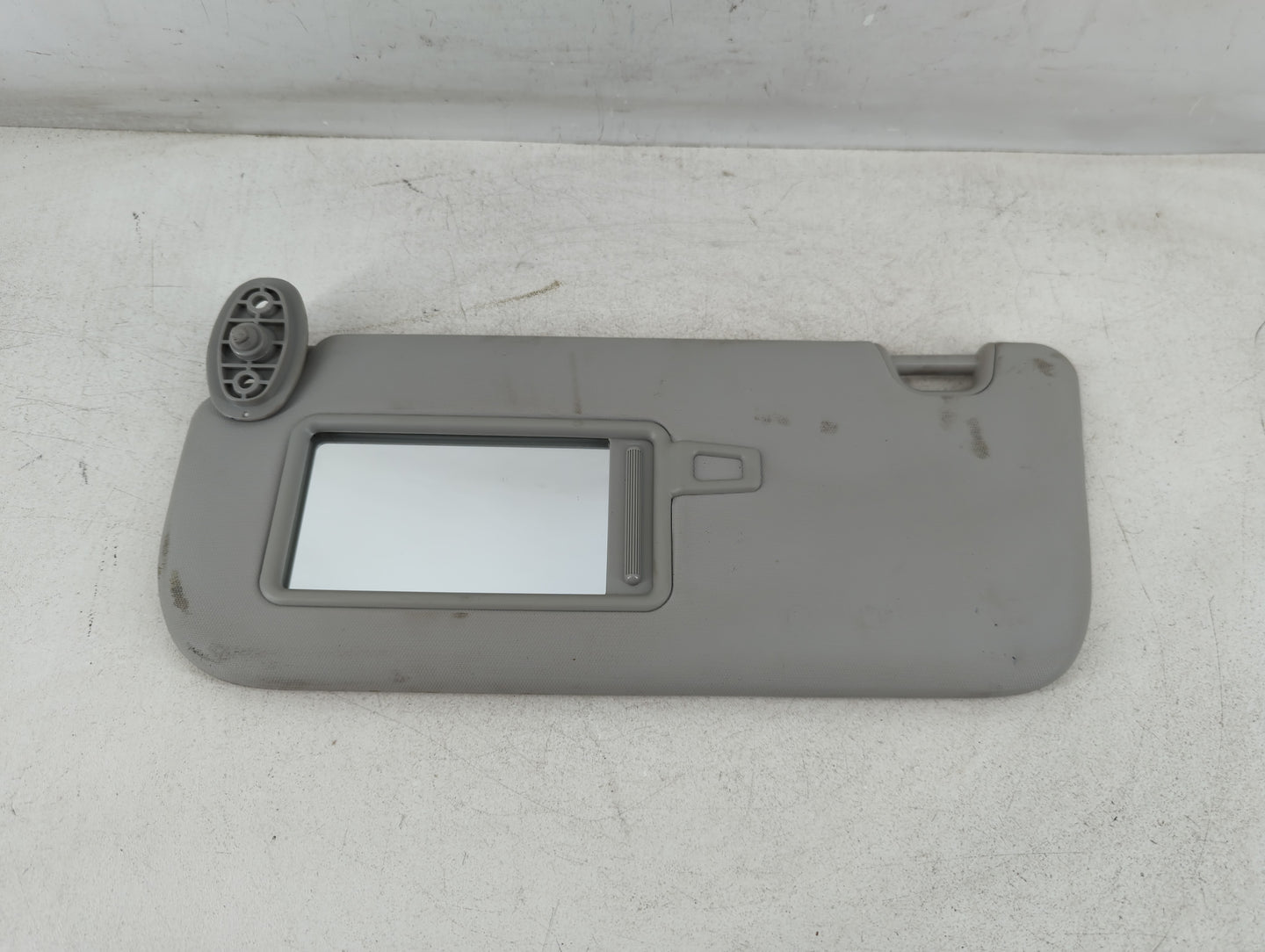 0 Sun Visor Shade Replacement Passenger Right Mirror Fits OEM Used Auto Parts - Oemusedautoparts1.com