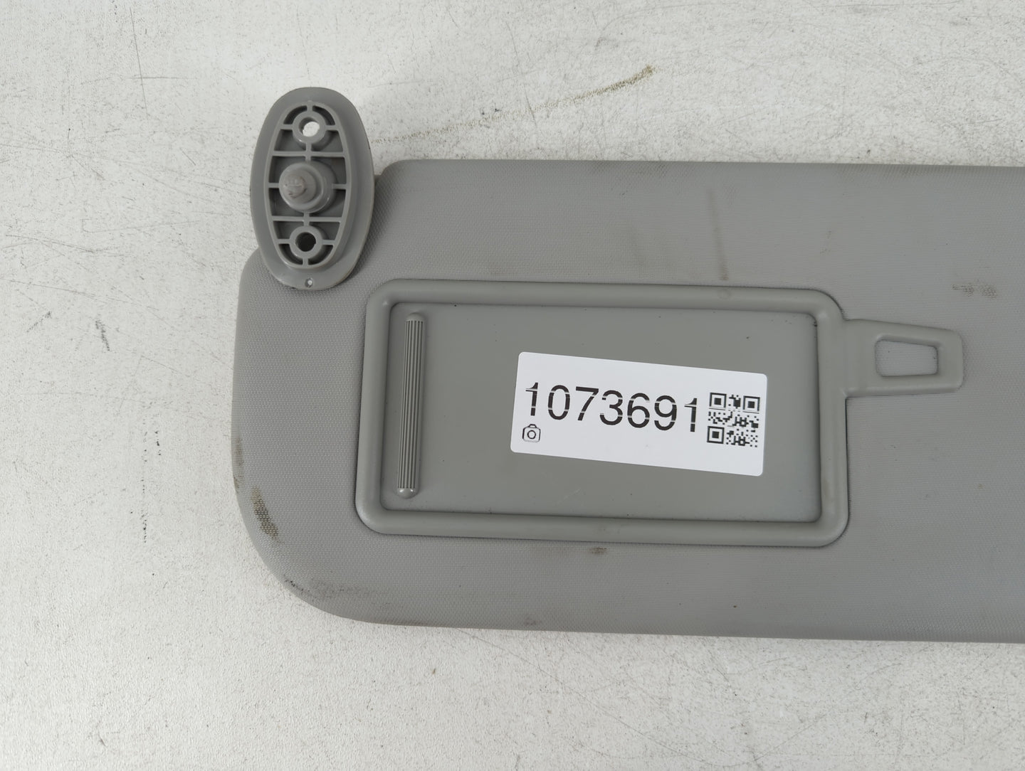 0 Sun Visor Shade Replacement Passenger Right Mirror Fits OEM Used Auto Parts - Oemusedautoparts1.com