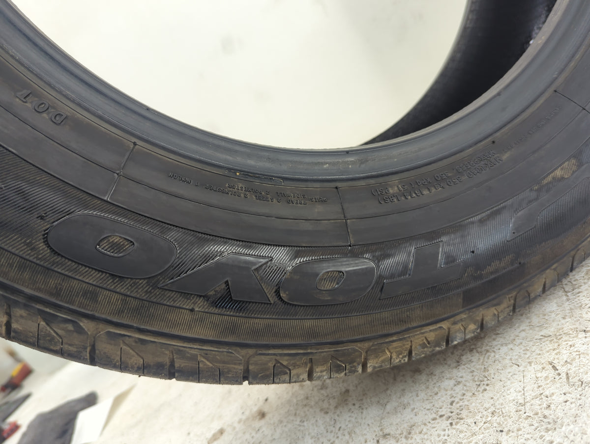 Used Tire 225/65R17 TOYO EXTENSA A/S 102H - Tread Depth 9.5/32 - Oemusedautoparts1.com