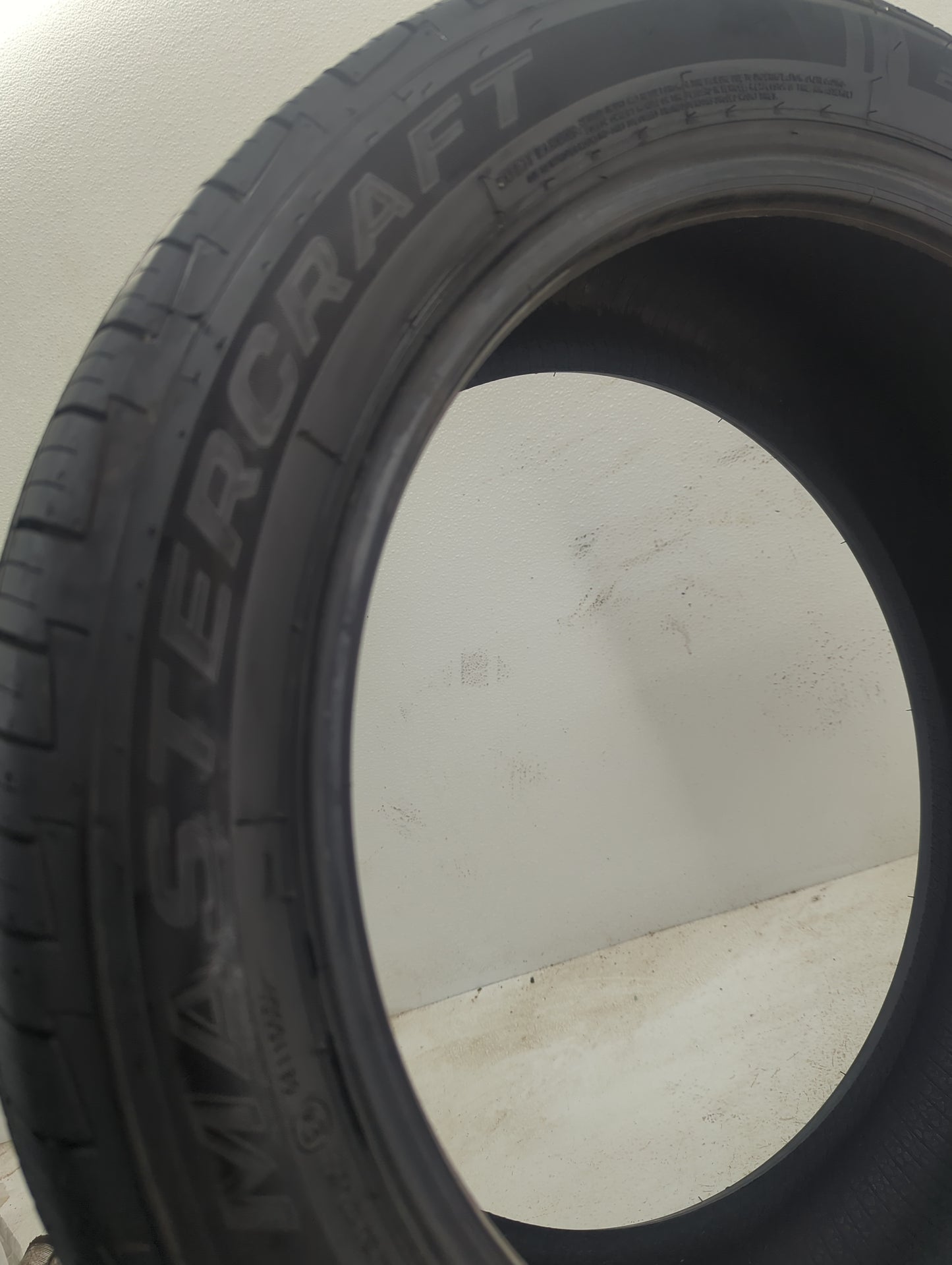 Used Tire 235/45R18 MASTERCRAFT COURSER QUEST 94V - Tread Depth 10/32 - Oemusedautoparts1.com