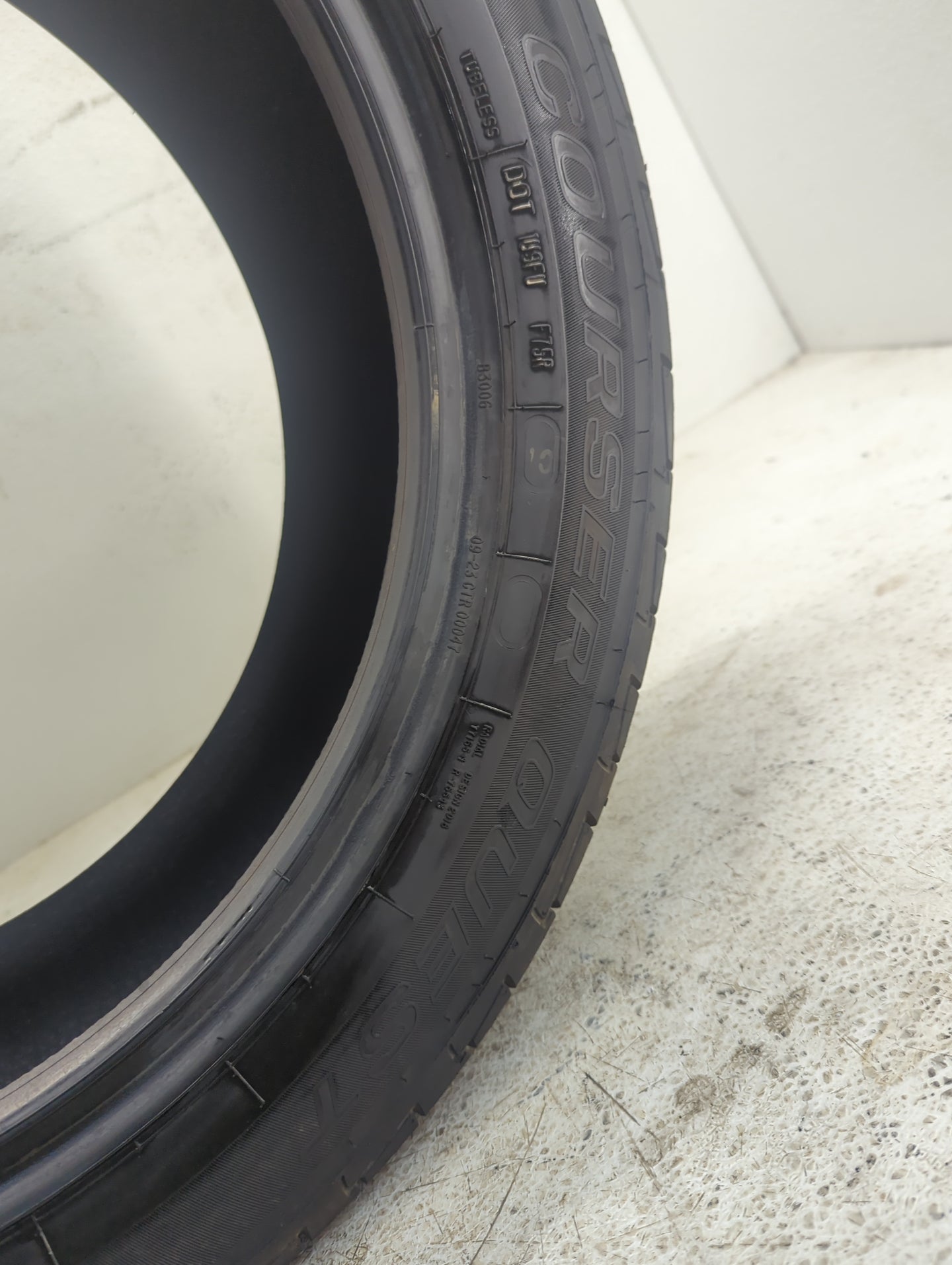 Used Tire 235/45R18 MASTERCRAFT COURSER QUEST 94V - Tread Depth 10/32 - Oemusedautoparts1.com
