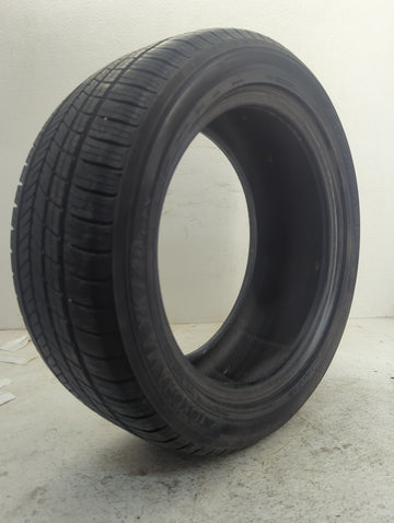 Used Tire 225/50R17 YOKOHAMA YK740 94V - Tread Depth 10/32 - Oemusedautoparts1.com