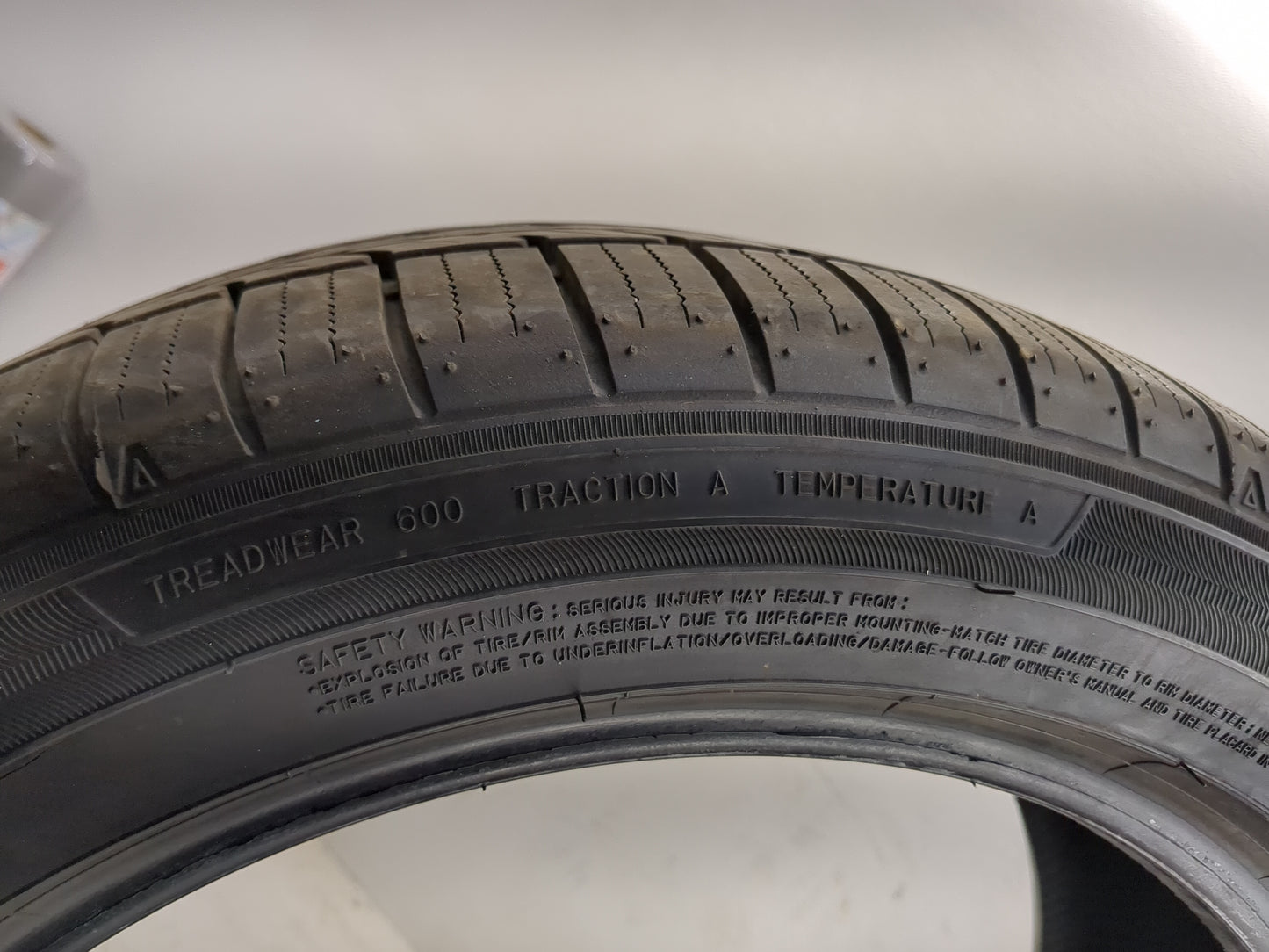 Used Tire 225/50R17 FALKEN PRO G5 A/S 94V - Tread Depth 10/32 - Oemusedautoparts1.com