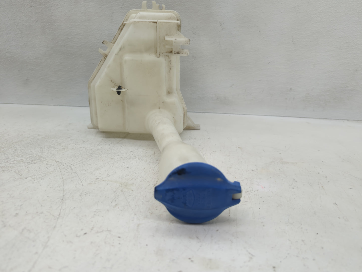 Windshield Washer Fluid Reservoir Bottle Oem - Oemusedautoparts1.com