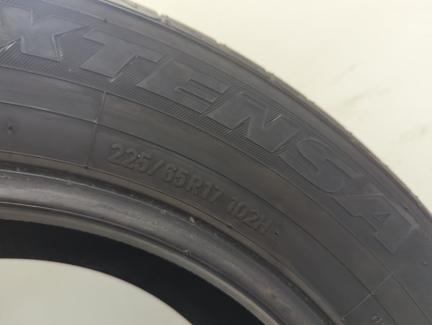 Used Tire 225/65R17 TOYO EXTENSA A/S 102H - Tread Depth 10/32 - Oemusedautoparts1.com