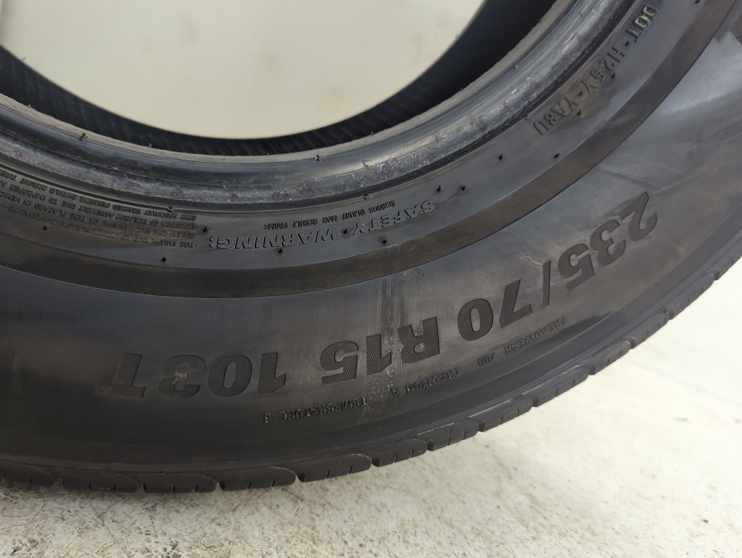 Used Tire 235/70R15 KUMHO SOLUS TA11 103T - Tread Depth 8.5/32 - Oemusedautoparts1.com