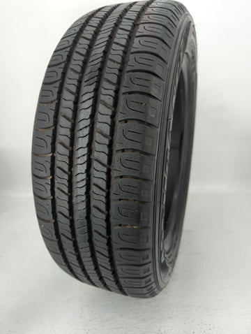 Used Tire 205/55R16 GOODYEAR ASSURANCE ALL-SEASON 91H All Season - 9.5/32 - Oemusedautoparts1.com